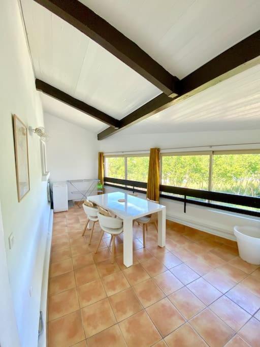Appartement Spacieux 65M2, Avec Piscine Et Parking Fréjus Extérieur photo